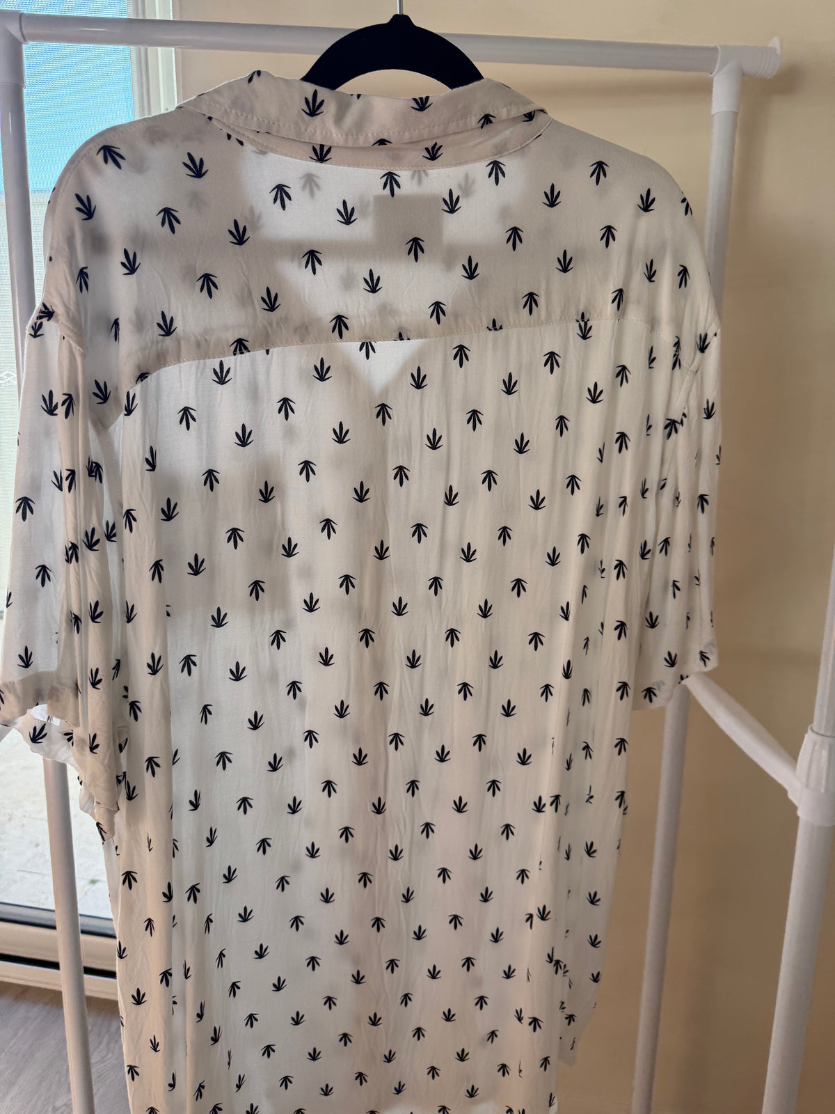 St Goliath white palm print shirt, men's XL, photo 3