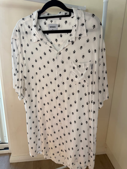 St Goliath white palm print shirt, men's XL, photo 2