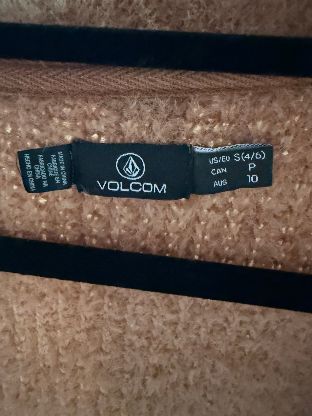 Volcom fluffy knit cardigan, women's AU 10, photo 3